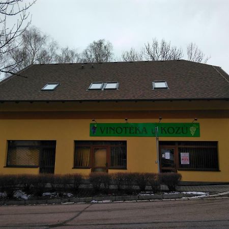 Vinotéka U Kozů Hotel Nové Město nad Metují Kültér fotó