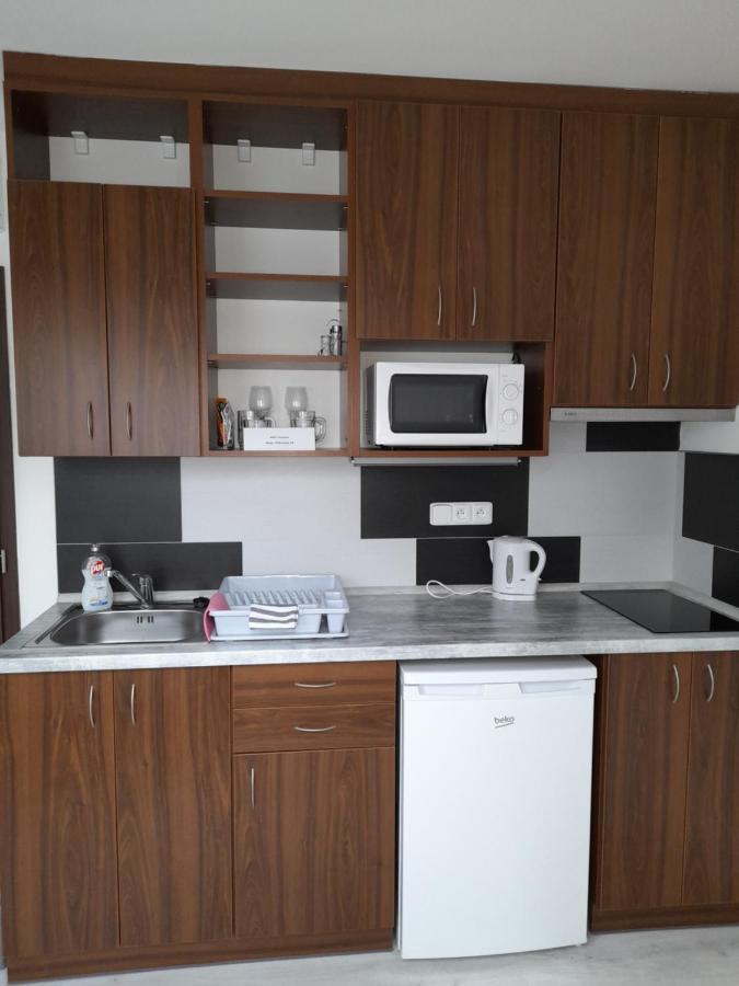 Vinotéka U Kozů Hotel Nové Město nad Metují Kültér fotó